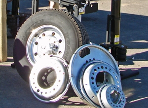 Centramatic Balancers #200-223 for 15 in wheels 6 stud wheels, 5.5 bolt circle